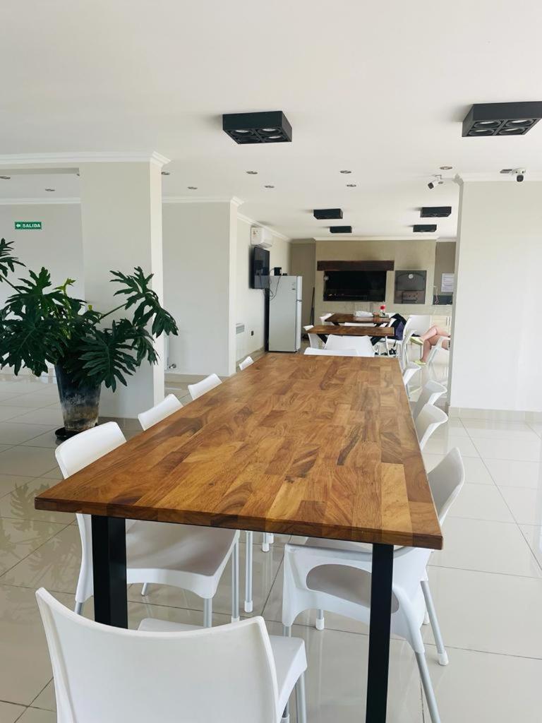 Apartamento Departamento Centrico Minimalista